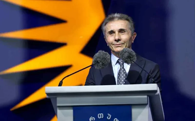 ბიძინა ივანიშვილი - 48 წელია საქართველოს სულიერი მამა პატიოსნად ემსახურება ჩვენს ეკლესიას, ჩვენს რწმენასა და სამშობლოს - ჩემი და ჩემი მეუღლის სახელით ვულოცავ პატრიარქს აღსაყდრების იუბილეს