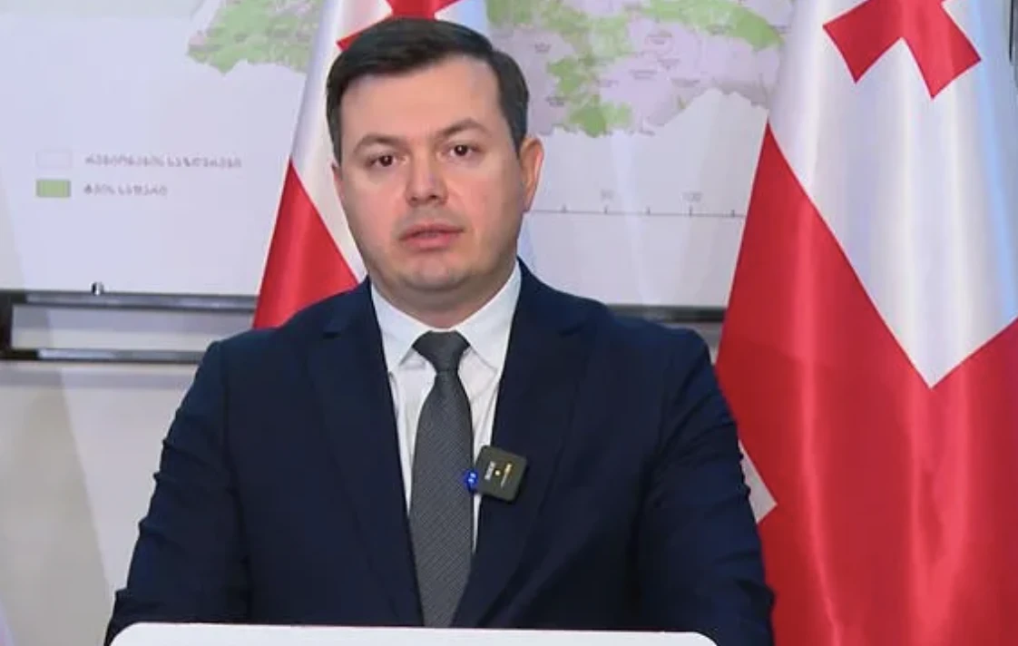 გიგა ფარულავა - სასამართლოს დაწვის მცდელობა, პრეზიდენტის სასახლეში შევარდნა, პროვოკაციული და რევოლუციური სცენარები, ხელსაყრელია „ოცნების“ პროპაგანდისთვის და ამავდროულად, ახარებს ჩვენს მტერს