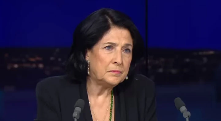 სალომე ზურაბიშვილი - გაყალბებული ადგილობრივი არჩევნებისა და რუსული მმართველობის წინააღმდეგ მიმართულ საპროტესტო აქციებში 80-100 ათასამდე ადამიანი მონაწილეობდა