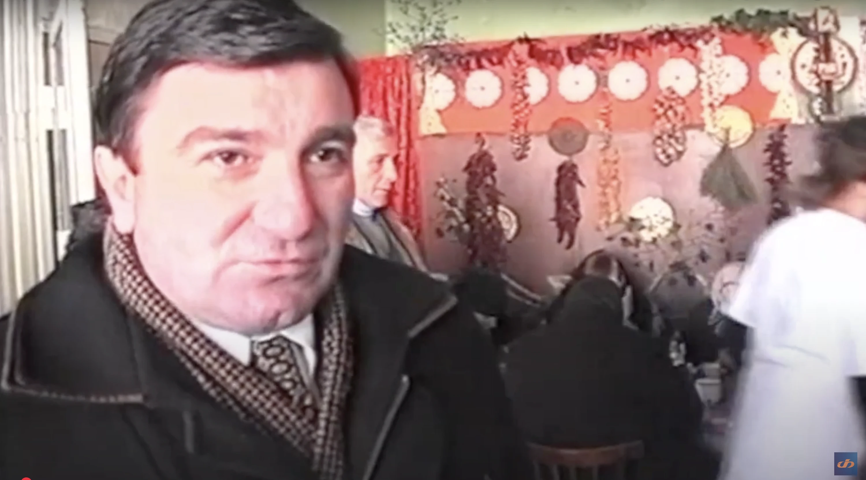 თემურ სანდოძე. ქარელის გამგებელი. სათნოების სახლის გახსნა.  1998 წ. "თრიალეთის" არქივიდან.