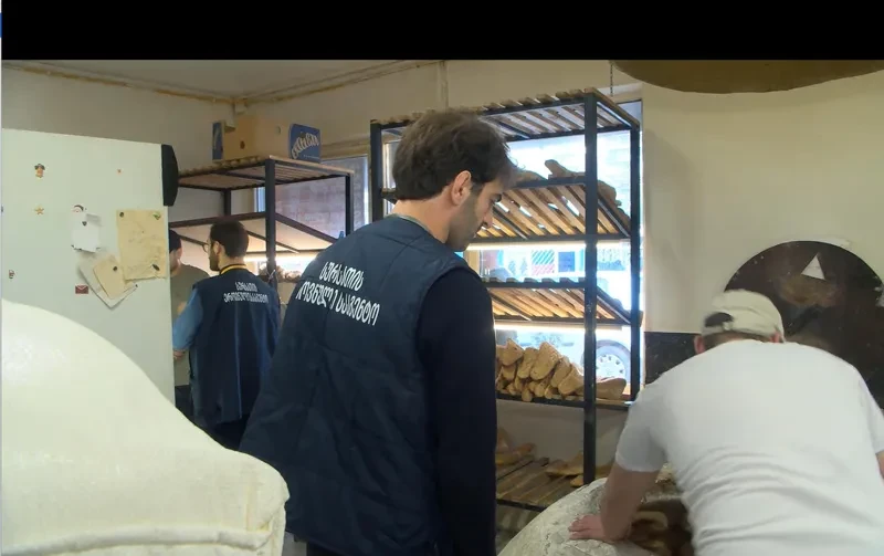 სურსათის ეროვნული სააგენტო - მოწმდება სკოლებისა და სკოლამდელი აღზრდის დაწესებულებების კვების ბლოკები - წელს 6000 სახელმწიფო კონტროლიდან გამოვლინდა 173 დარღვევა, რომელთა შორის ვადაგასული სურსათის რეალიზაცია ჭარბობს