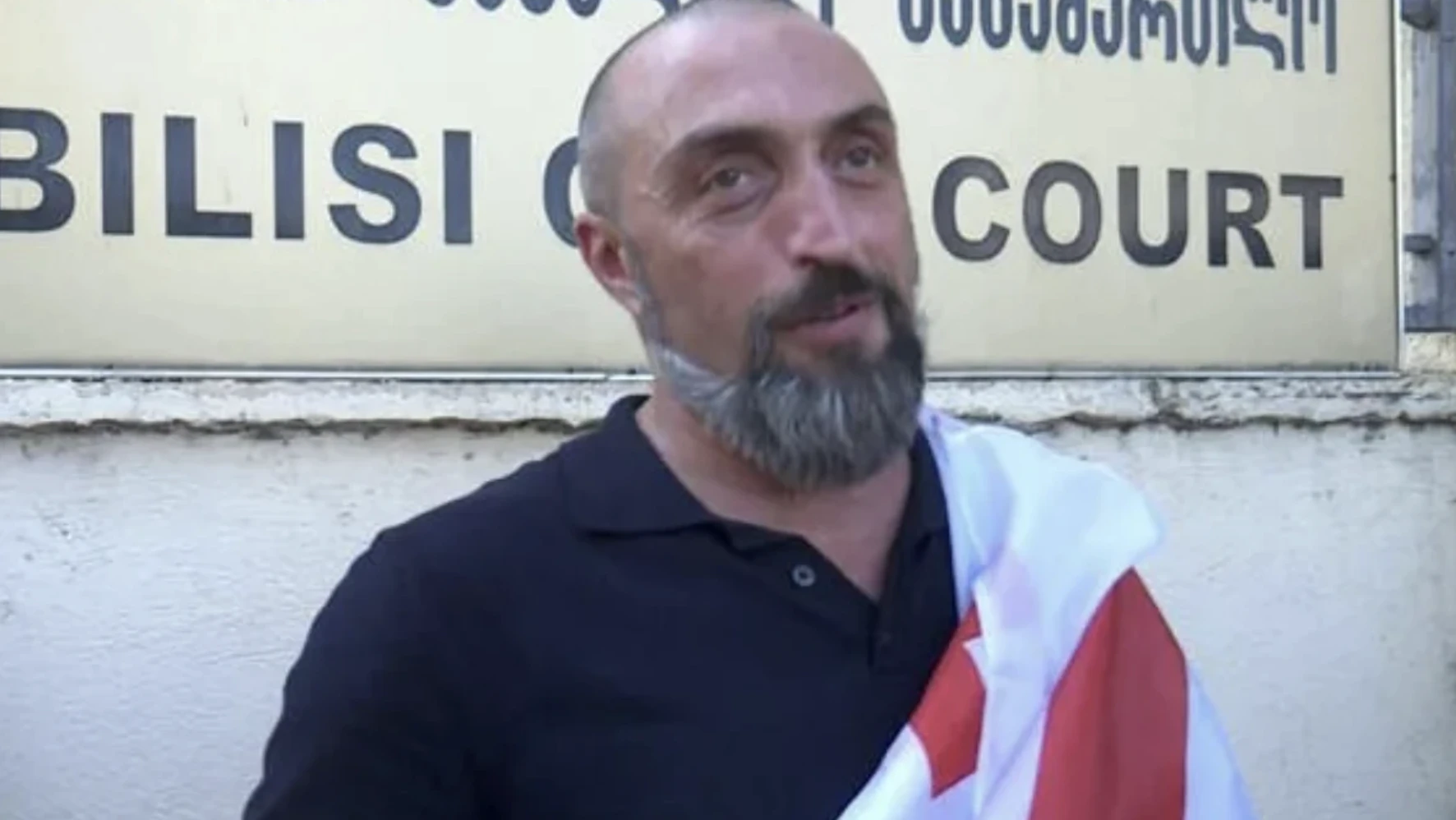 ექიმ გიორგი ახობაძის განცხადებით, თავს დაესხნენ