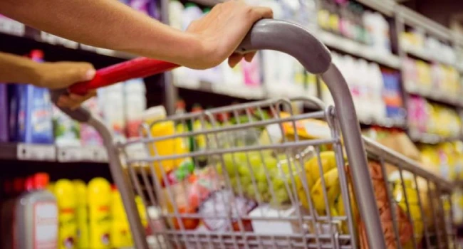 საქსტატი: წლიურად ყველაზე მეტად სურსათი გაძვირდა. 2025 წლის დეკემბერში წინა თვესთან შედარებით ინფლაციის დონემ საქართველოში -0.2 პროცენტი, ხოლო წლიური ინფლაციის დონემ 4.0 პროცენტი შეადგინა.