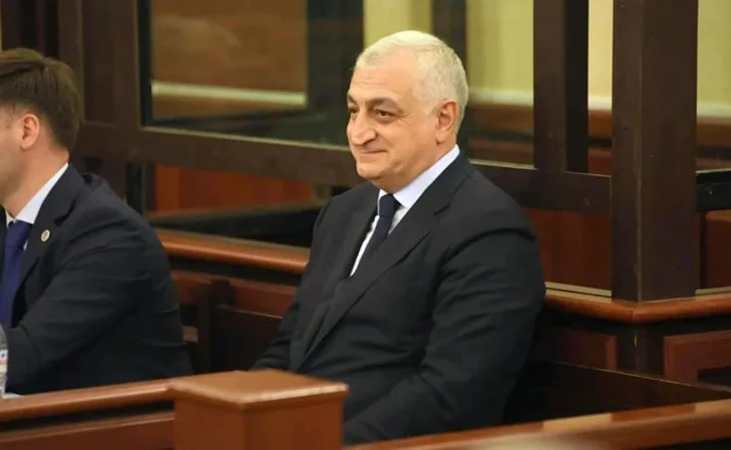 „ლელოს“ ინფორმაციით, სააპელაციო სასამართლომ მამუკა ხაზარაძისთვის შეფარდებული 8-თვიანი თავისუფლების აღკვეთა ძალაში დატოვა