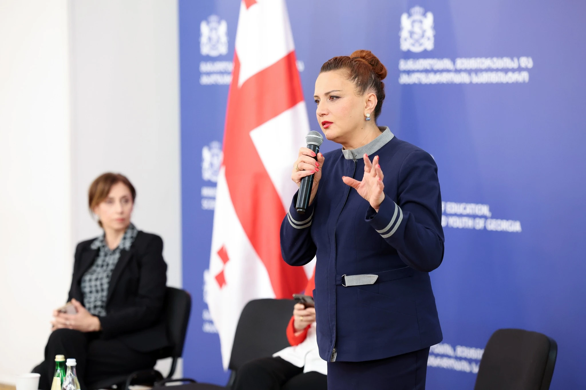 📌 სოციალურად დაუცველებს სასკოლო ფორმას სახელმწიფო შეუძენს - განათლების მინისტრის მოადგილე