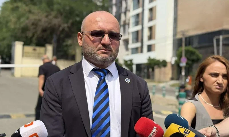 პროკურორი განმარტავს, რა ახალი ბრალდებები დაემატა რომეო მიქაუტაძეს - გამოძიება ყოფილ მაღალჩინოსანს ახლა უკვე არა 3 მლნ ლარის, არამედ 8.4 მლნ ლარის უკანონო შემოსავლის ლეგალიზაციას ედავება