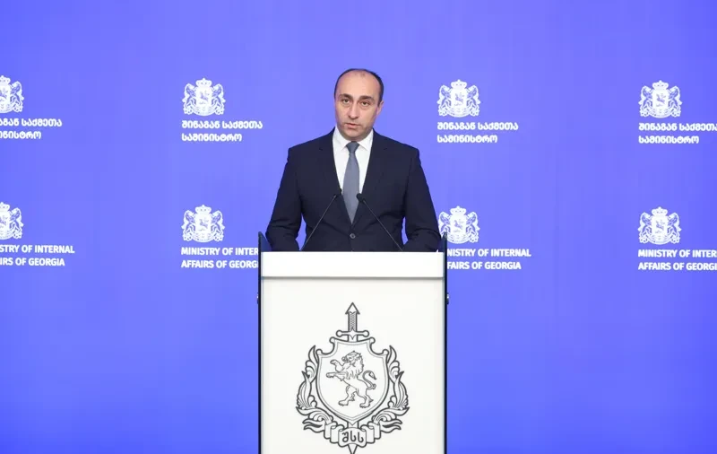 შინაგან საქმეთა მინისტრსა და მის მოადგილეს პოლიციის გენერალ-მაიორის წოდება მიენიჭათ