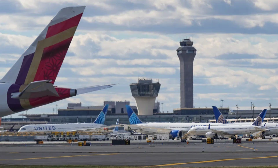 „სიენენი“ - „შათდაუნის“ 42-ე დღეს აშშ-ში 1200-ზე მეტი ფრენა გაუქმდა, 3000-ზე მეტი კი გადაიდო