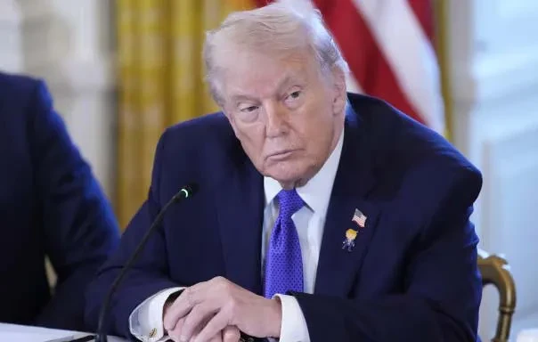 დონალდ ტრამპი - კუბა მრავალი წლის განმავლობაში ვენესუელიდან მიღებული  ნავთობითა და ფულით ცხოვრობდა - კუბაში ნავთობი და ფული აღარ წავა, ვენესუელას ახლა აშშ ჰყავს, მსოფლიოში ყველაზე ძლიერი სამხედრო ძალა