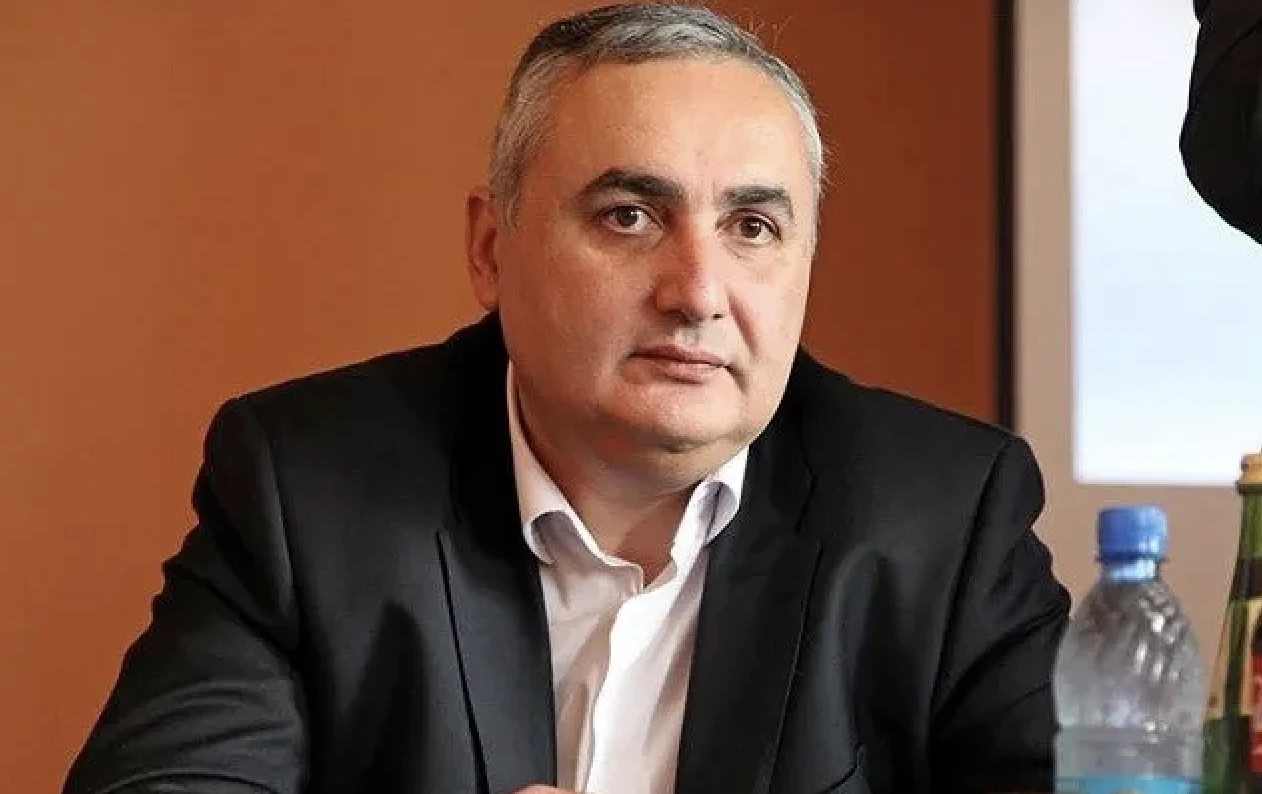 ირაკლი მელაშვილი - თუ BBC-ის ინფორმაცია დადასტურდა, ამ ამბავმა ხელისუფლების უმაღლესი თანამდებობის პირები შეიძლება ჰააგის სასამართლოს სკამამდე მიიყვანოს - იმედია, ქართული თუ არა, საერთაშორისო გამოძიება მაინც შედგება