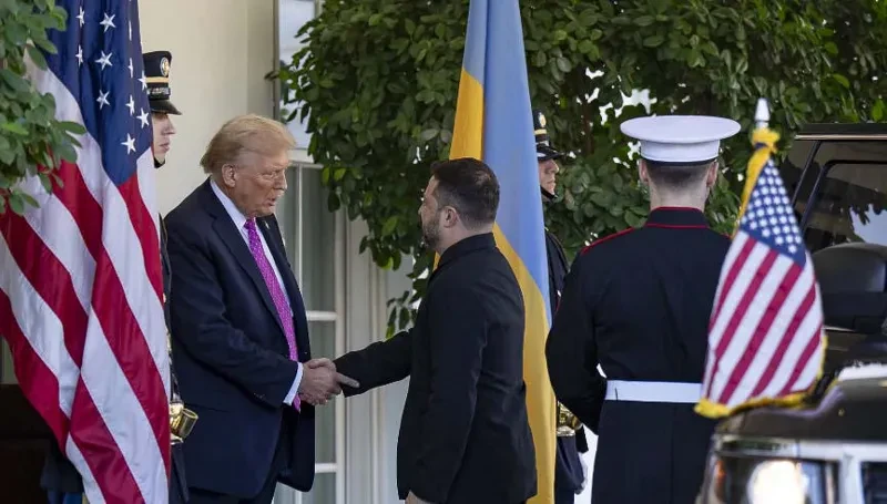 უკრაინის პრეზიდენტი, ვოლოდიმირ ზელენსკი პრეზიდენტ დონალდ ტრამპის მარ-ა-ლაგოს რეზიდენციაში მაღალი ფსონების მოლაპარაკებების გამართვისთვის უახლოეს დღეებში აშშ-ის ფლორიდის შტატში გაემგზავრება, - ინფორმაციას Kyiv Post-ი  ავრცელებს.