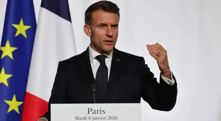 კრემლთან კონტაქტის აღდგენის პროცესში ვართ, - ამის შესახებ საფრანგეთის პრეზიდენტმა, ემანუელ მაკრონმა განაცხადა.  „ჩვენ კონტაქტის აღდგენის პროცესში ვართ, რომელიც მომდევნო კვირებში მოხდება“, - განაცხადა მაკრონმა.  მაკრონის თქმით, მისი მიზანი მშვიდობის მიღწევაა, მაგრამ არა უკრაინის კაპიტულაციის ფასად.