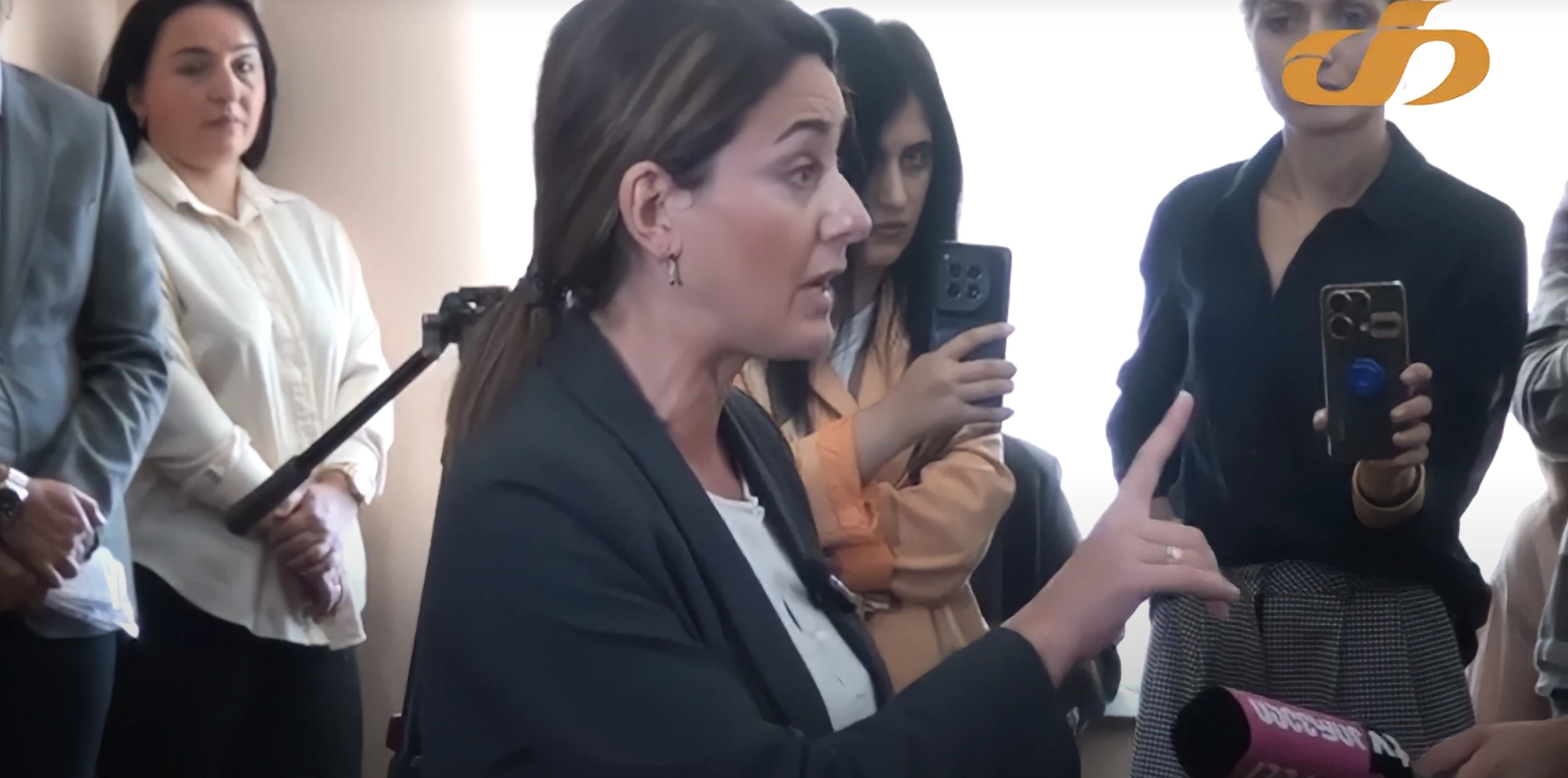 „თქვენ ინანებთ თქვენს სიტყვებს“ - ქეთი თურაზაშვილის მიმართვა დავით რაზმაძეს