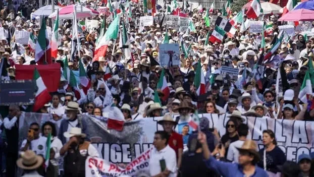 მექსიკაში ანტისამთავრობო საპროტესტო აქციების დროს მომხდარი შეტაკებებისას 120 ადამიანი დაშავდა