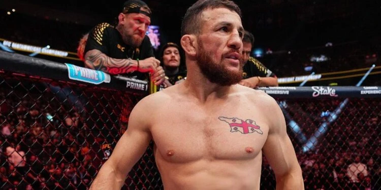 UFC 323-ზე სუპერმსუბუქი წონითი დივიზიონის საჩემპიონო ბრძოლაში მერაბ დვალიშვილი პიოტრ იანთან მსაჯების გადაწყვეტილებით დამარცხდა.