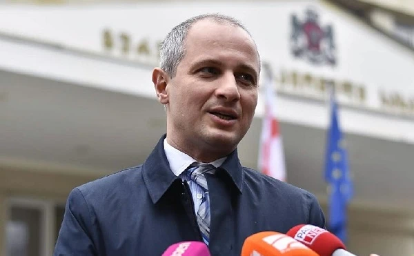 ნიკა მელიას ადვოკატი გიორგი კონდახიშვილი - სათვალავი მაქვს არეული, რომელ საქმეში, რომელი ბრალდება, რომელ სასამართლოში იხილება