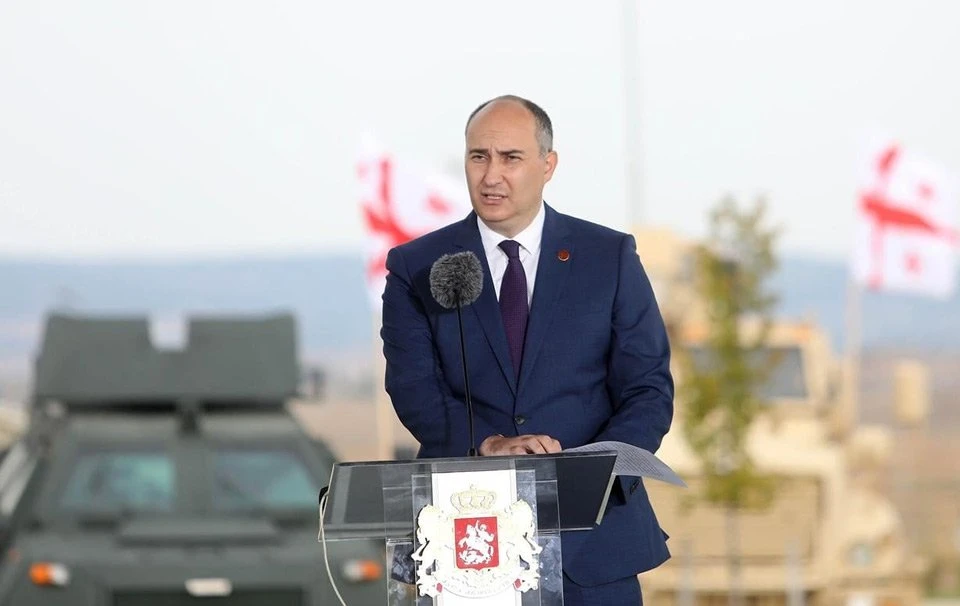 დააკავეს თავდაცვის ყოფილი მინისტრი ჯუანშერ ბურჭულაძე