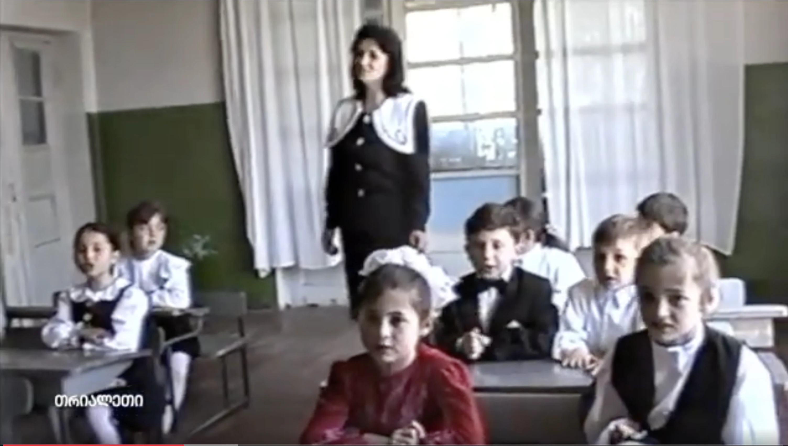 პანსიონი "მერცხალი". გადაღება.  ქარელი. 1995 წ.  "თრიალეთის" არქივიდან.