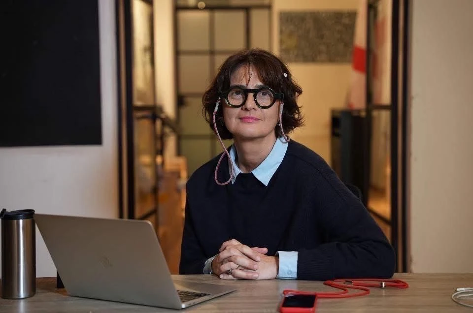 ჟურნალისტი ნინია კაკაბაძე დააკავეს