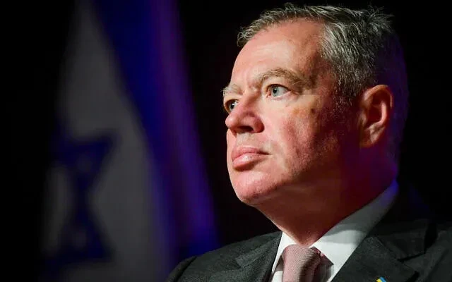 ისრაელში უკრაინის ელჩი, საგარეო საქმეთა სამინისტროში დაიბარეს მას შემდეგ, რაც Ynet-თან ინტერვიუში გააკრიტიკა პრემიერ-მინისტრი, ბენიამინ ნეთანიაჰუ რუსეთის პრეზიდენტთან რეგულარული კომუნიკაციის შესახებ გაკეთებული კომენტარების გამო.