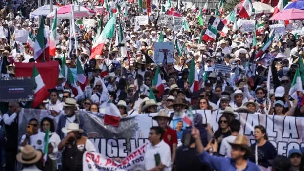 მექსიკაში ანტისამთავრობო საპროტესტო აქციების დროს მომხდარი შეტაკებებისას 120 ადამიანი დაშავდა