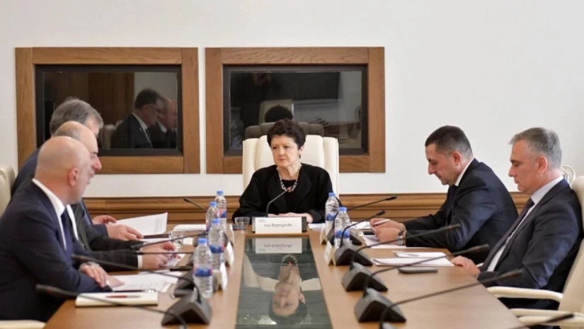 პარლამენტის დროებითმა საგამოძიებო კომისიამ, 20 ივნისის აქციის დაშლასთან დაკავშირებით, მთავრობის ადმინისტრაციის ყოფილი უფროსი გიორგი ჭოლაძე დაიბარა