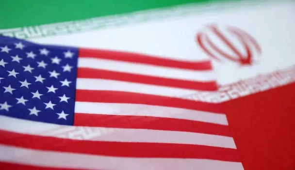 აშშ-სა და ირანს შორის ბირთვული შეთანხმების შესახებ მოლაპარაკებები ომანში გაიმართება, - ინფორმაციას Reuters-ი გამოცემა  ავრცელებს. გამოცემის ინფორმაციით, აშშ-ის პრეზიდენტის, დონალდ ტრამპის ადმინისტრაცია მოლაპარაკებების თურქეთის ნაცვლად ომანში გამართვის შესახებ ირანის მოთხოვნას დათანხმდა.