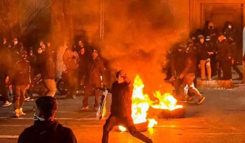 ირანელი მედიკოსები - საავადმყოფოები გადატვირთულია გარდაცვლილი და დაშავებული მომიტინგეებით, ახალგაზრდებს თავებსა და გულებში აქვთ ნასროლი - მორგში ადგილი არ იყო, ცხედრები ერთმანეთზე დააწყვეს