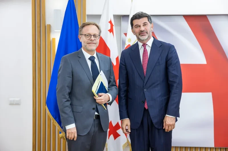 კახა კალაძე საქართველოში საფრანგეთის ახლად დანიშნულ ელჩს, ოლივიე კურტოს შეხვდა