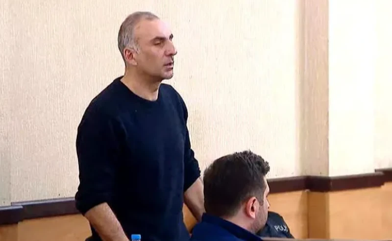 დაპატიმრებულმა ოპოზიციონერმა პოლიტიკოსმა ალეკო ელისაშვილმა სასამართლო პროცესზე განაცხადა, რომ მის წინააღმდეგ ადგილი ჰქონდა არაადამიანურ მოპყრობას.