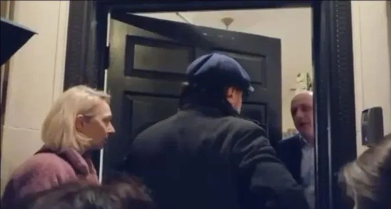 ქართული დიასპორული ორგანიზაციების წარმომადგენლებმა აშშ-ში საქართველოს საელჩოს განცხადებით მიმართეს და მოითხოვეს, არ შეეზღუდოთ ემიგრანტებს საზღვარგარეთ არჩევნებში მონაწილეობის უფლება