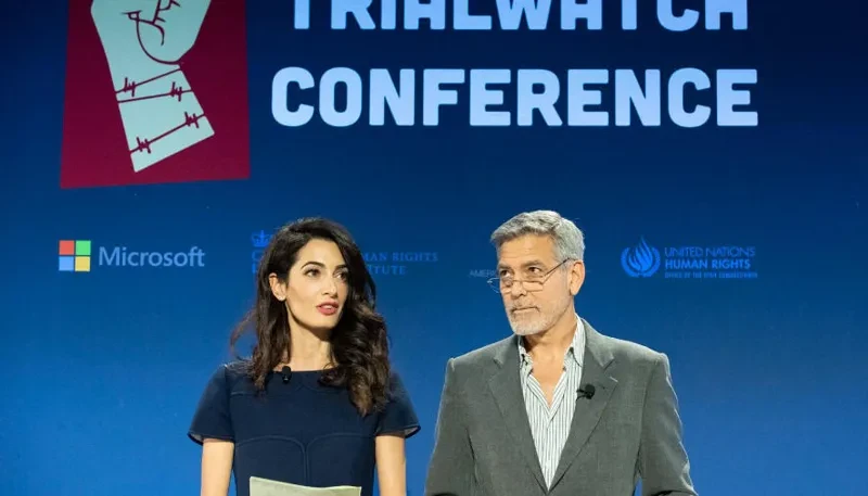 ქართველი ჟურნალისტის, მზია ამაღლობელის სასამართლო პროცესმა და მისმა გამამტყუნებელმა განაჩენმა დაარღვია მისი უფლება სამართლიან სასამართლო პროცესზე და პროცესის ბოროტად გამოყენებას წარმოადგენდა, - ამის შესახებ აღნიშნულია TrialWatch-ის ახალ ანგარიშში, რომელსაც „კლუნების ფონდის სამართლიანობისთვის“ აქვეყნებს.