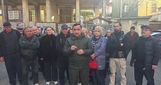 ბათუმში თაყაიშვილის ქუჩაზე საპროტესტო აქცია გაიმართა