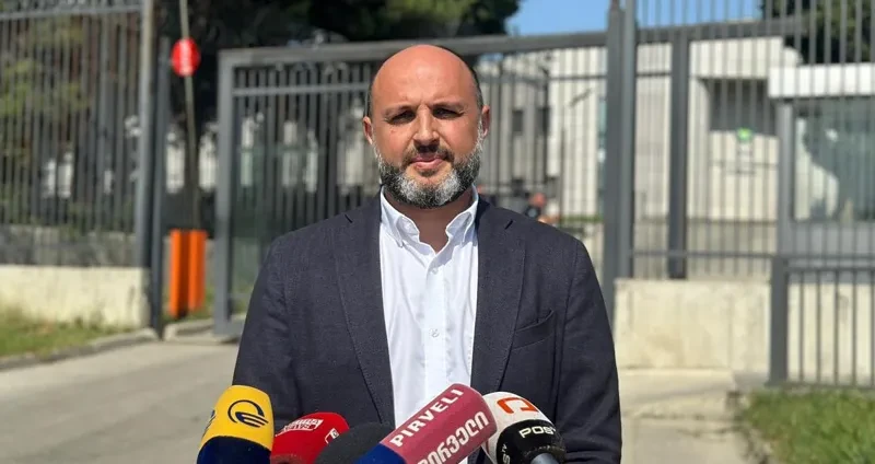 ირაკლი ნადირაძე - თუ ვინმეს კონსტიტუციურ დამხობას უნდა მოედავონ, ეს არის „ქართული ოცნება“, ის ამ ქვეყნის გარუსებას ცდილობს - როგორც ივანიშვილის ზებრა არ გახდება არაბული თეთრი რაში, ისე  ვერ გახდება ეს ქვეყანა რუსული!