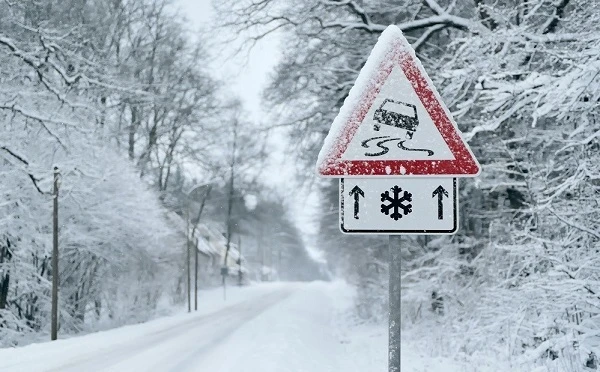 გარემოს ეროვნული სააგენტო - დიდთოვლობის, ქარბუქის, ხილვადობის გაუარესების, ლიპყინულის და ზვავსაშიშრიების გამო საავტომობილო გზების ცალკეულ მონაკვეთებზე ტრანსპორტის მოძრაობა შესაძლებელია შეიზღუდოს