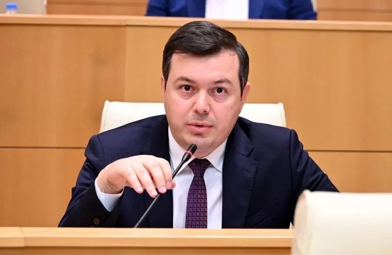 გიგა ფარულავა „ქართულ ოცნებას“ - პირადი ინტერესების გადარჩენისთვის მზად ხართ ავნოთ საკუთარ მოქალაქეებს და მათ წინააღმდეგ ქიმიური ნივთიერებებით დაბინძურებული წყალი გამოიყენოთ, შემდეგ კი სცადოთ ამ დანაშაულის დაფარვა