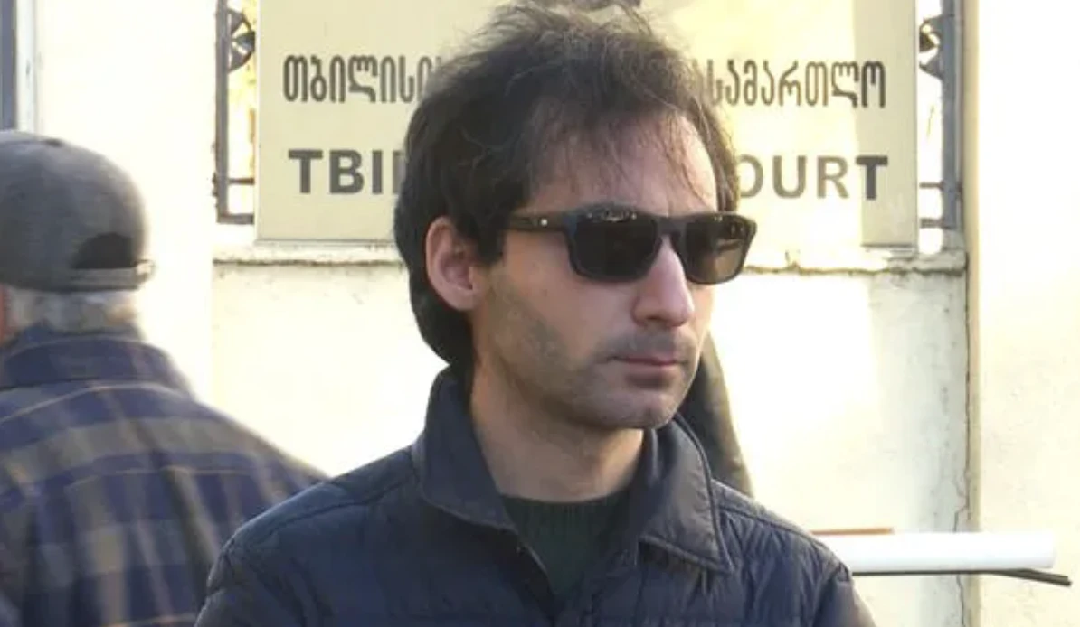 ექიმი დავით ჩახუნაშვილი გამოკითხვის შემდეგ - შთაბეჭდილება დამრჩა, რომ კვლევა წაკითხული არ ჰქონდათ - არ ვიცი, დაკავების მოლოდინი უნდა მქონდეს თუ არა, ისეთ ქვეყანაში ვცხოვრობთ, ნებისმიერი რამის მოლოდინი უნდა გქონდეს