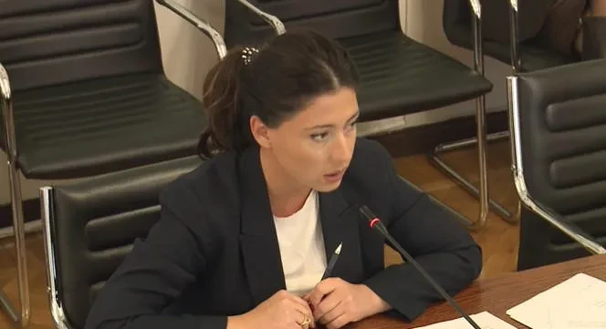 ტატა ხვედელიანი ალექსანდრე დარახველიძეს - არაფერი დარჩა იმ პოლიციისგან, რომელიც იყო საზოგადოებაზე ორიენტირებული - თქვენ ბრძანდებით სანქცირებული და ეს ყოველთვის გახსოვდეთ!