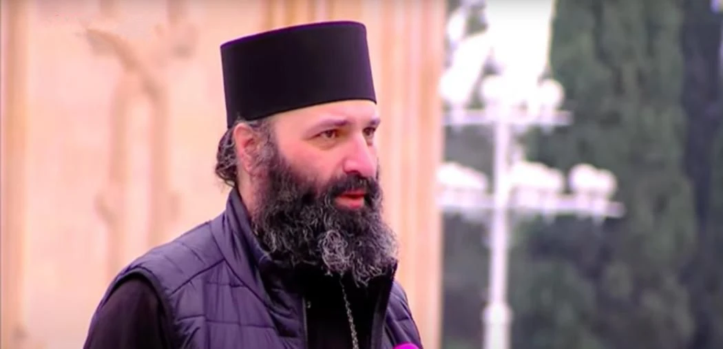 პატრიარქის გადაწყვეტილებით, არქიმანდრიტ ილია თოლორაიას მღვდელმოქმედება აეკრძალა