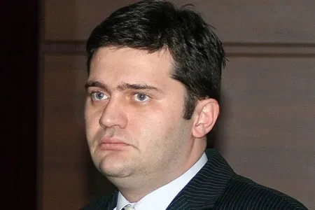 შსს-ში აცხადებენ, რომ ბაჩო ახალაია უწყებაში ერთ-ერთ სისხლის სამართლის საქმესთან დაკავშირებით დაიბარეს