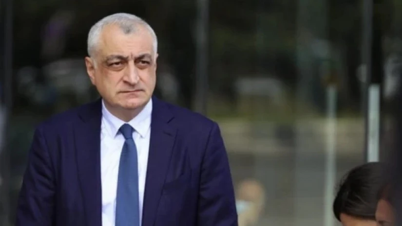მამუკა ხაზარაძე გრიგოლ გეგელიაზე თავდასხმაზე - პასუხისმგებლობა ეკისრება კრემლის მართულ ივანიშვილს, რომელმაც ქვეყანა კრიზისში შეიყვანა და გახლიჩა საზოგადოება - როდის გადადიან რეჟიმები ფიზიკურ ძალადობაზე ხომ იცით?! როცა ჩამოშლის პირას არიან