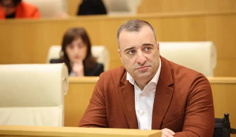 რატი იონათამიშვილი ევროპარლამენტის განცხადებაზე - დღეს რადიკალების აქციაა და ამ ჩავარდნილ აქციას რომ სული შეუბერონ, უქმე დღეს უნდათ სამსახურში გამოიყვანონ აგენტურა - სცენარიც ნაცნობია და შედეგიც: კიდევ უფრო მეტად ჩავარდნა