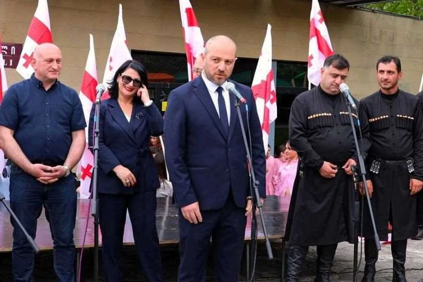 ანონსი - ,,გორის მერის მოვალეობის შემსრულებელი არის ანრი ოხანაშვილის მეჯვარე'' - არის თუ არა ნეპოტიზმი გორის მუნიციპალიტეტის მერიაში!?