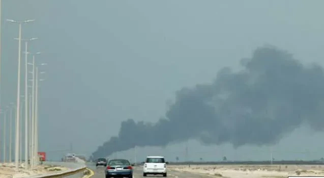 კატარის თავდაცვის სამინისტროს განცხადებით, ირანის „სუ-24“-ის ტიპის ორი მოიერიშე თვითმფრინავი ჩამოაგდეს.  „ასევე, კატარის საჰაერო და საზღვაო ძალებმა დღეს ირანიდან წამოსული შვიდი ბალისტიკური რაკეტა და ხუთი დრონი ჩამოაგდეს“, - ნათქვამია კატარის თავდაცვის სამინისტროს განცხადებაში.  თავდაცვის სამინისტროს ცნობით, დრონებმა და რაკეტებმა თავიანთ „სამიზნეებამდე ვერ მიაღწიეს“.