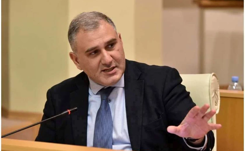 მიხეილ სარჯველაძე - ნივთიერება, რომელზეც ადამიანებს ეუბნებით, რომ გამოიყენეს, წყალში საერთოდ არ ზავდება - ეს ელემენტარული ქიმიაა!