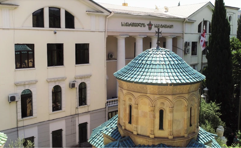 📍 წმინდა სინოდმა პატრიარქის მიერ დადგენილი მოსაყდრე, სენაკისა და ჩხოროწყუს მიტროპოლიტი შიო სრულიად საქართველოს კათოლიკოს-პატრიარქის ტახტის მოსაყდრედ დაამტკიცა.