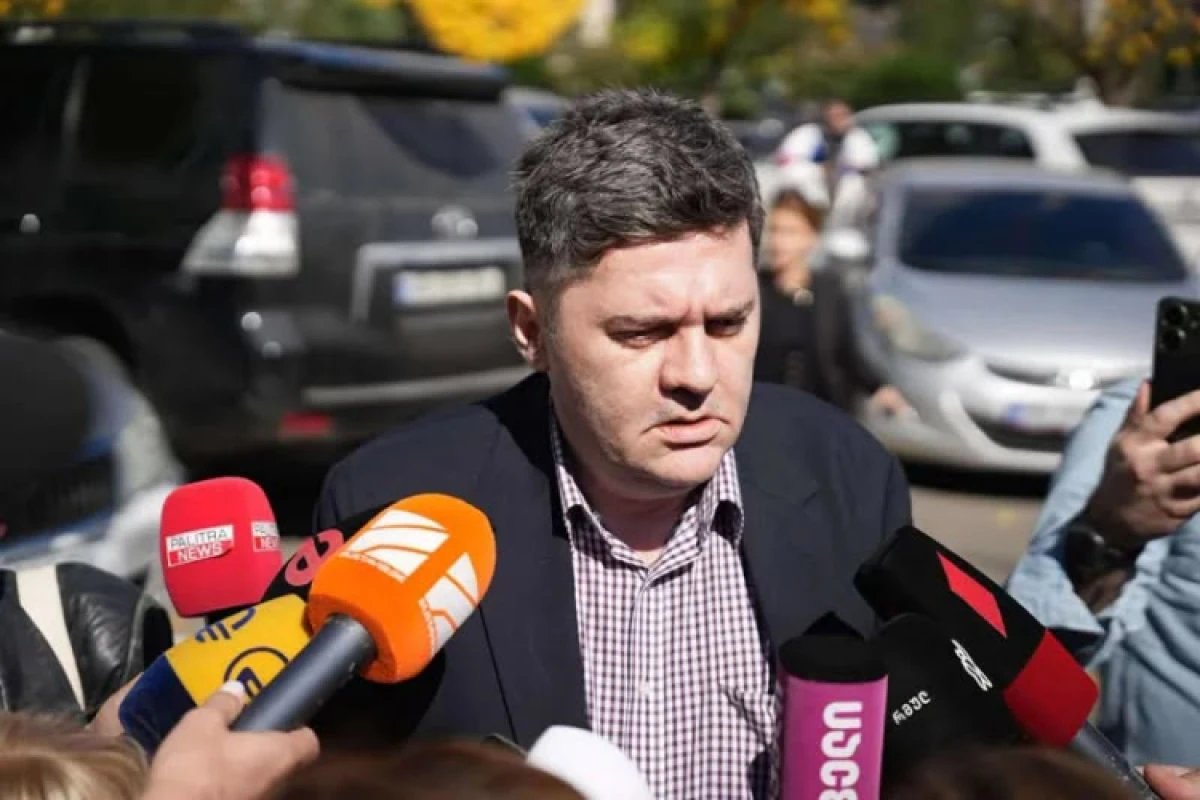 პროკურატურამ კონსტიტუციური წყობილების ძალადობით შეცვლის და სახელმწიფო ხელისუფლების დამხობის მოწოდების ფაქტზე, ბაჩო ახალაიას ბრალდება წარუდგინა