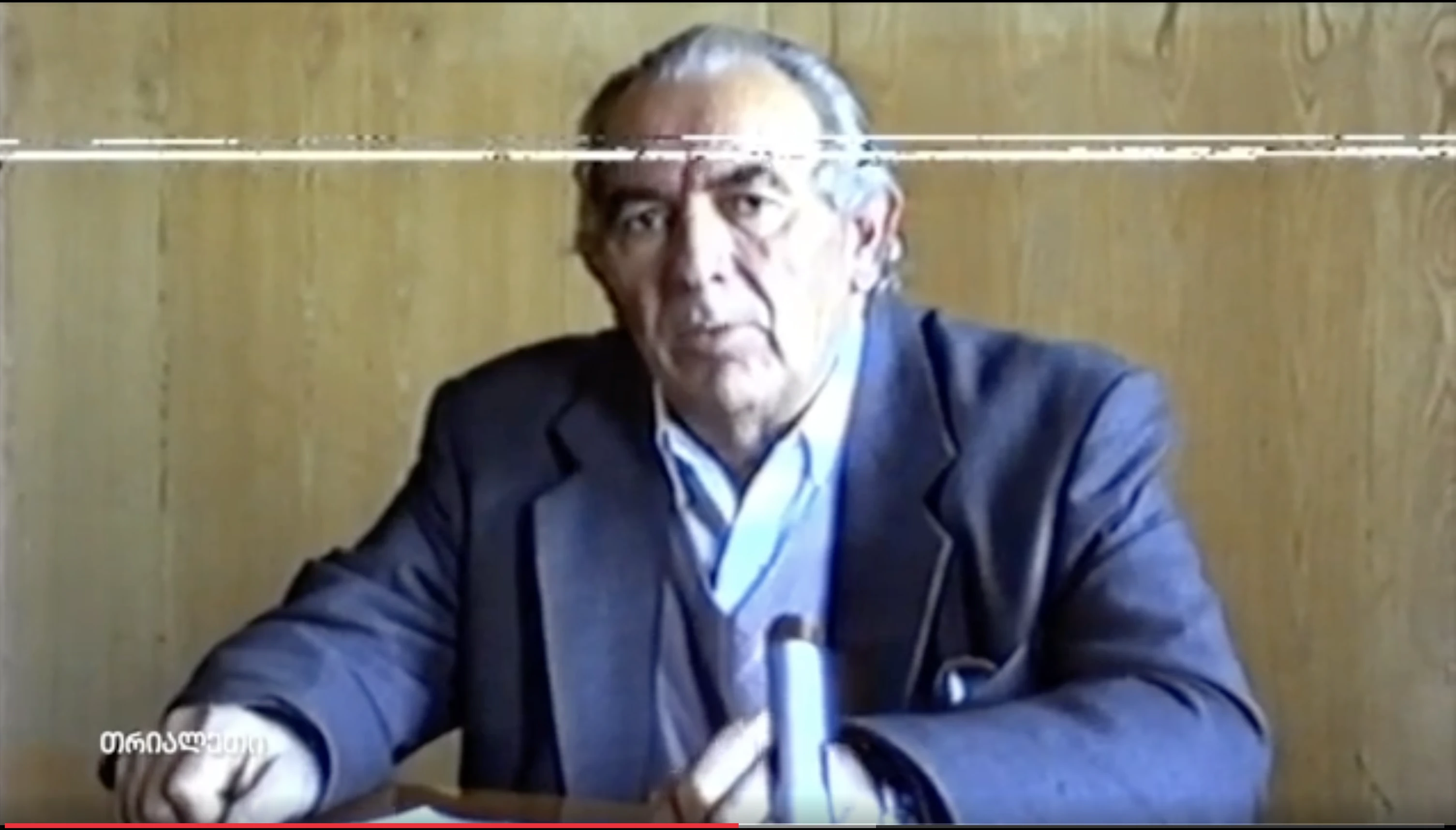 ჯუბო ყიფიანი.  წინასაარჩევნო გამოსვლა.   1995 წ.  ქარელი.  "თრიალეთის" არქივიდან.